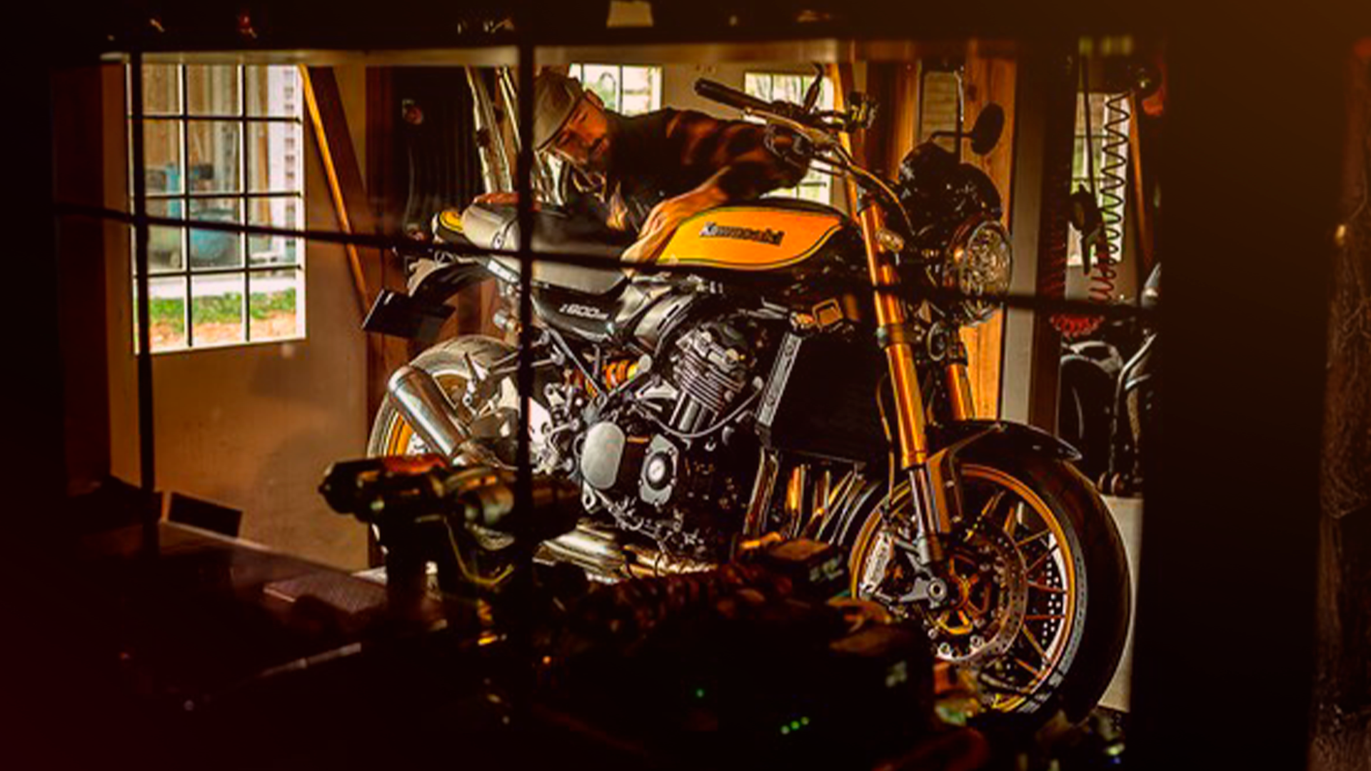 Kawasaki Z900RS R Edition: A Clássica que conquista Corações e Troféus