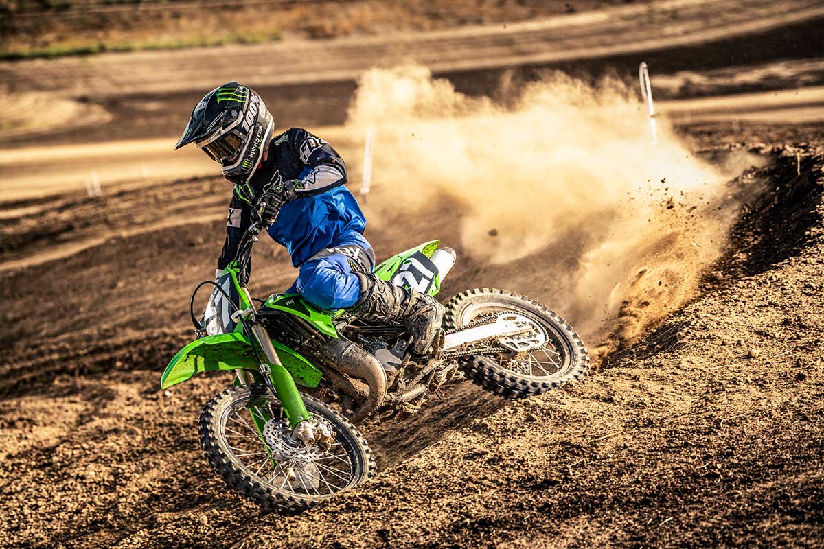 Como as Motos Infantojuvenil da Kawasaki Transformam a Diversão em uma Jornada de Campeão